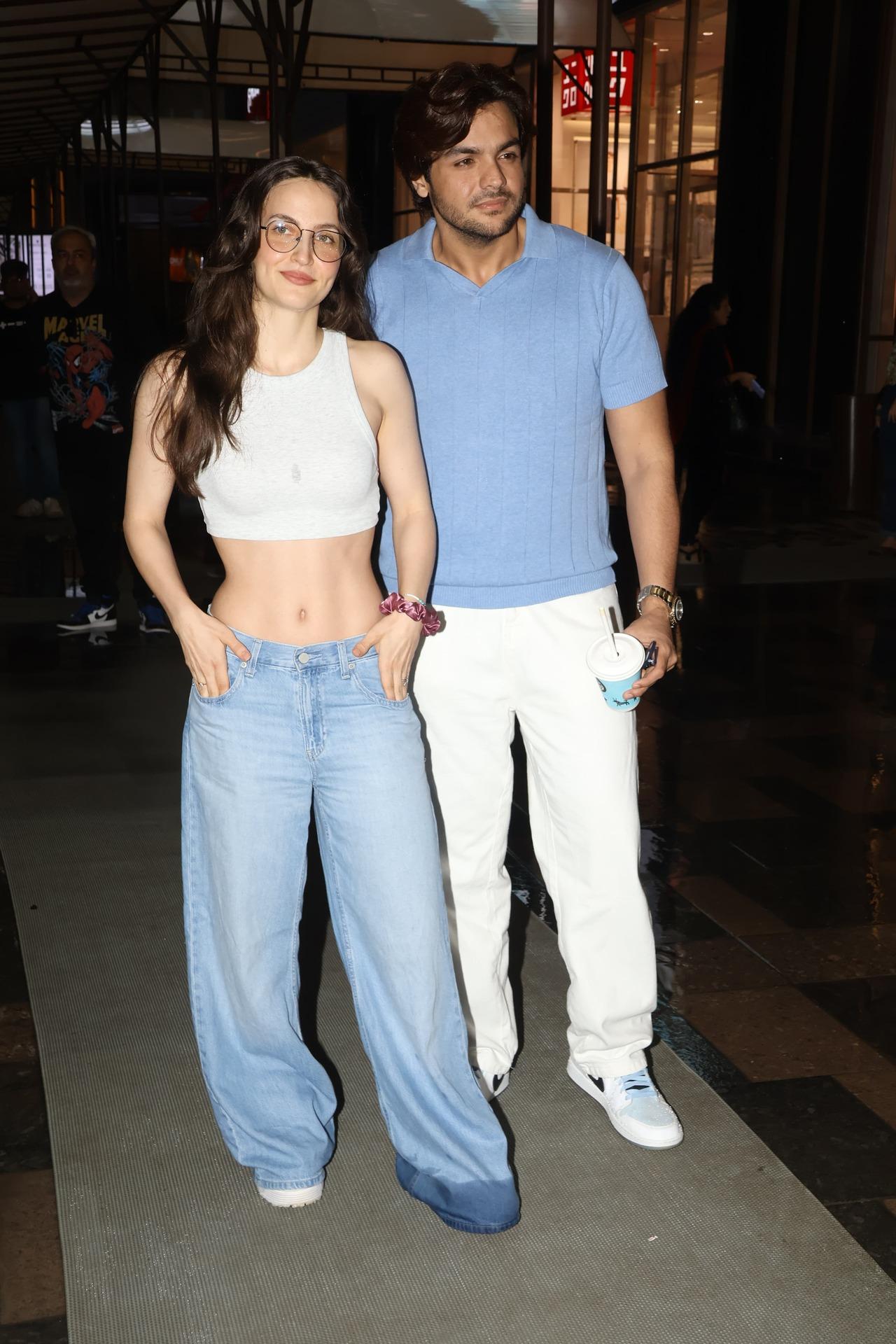 Ashish Chanchlani has worked with Elli AvrRam on the song Chandaniya recently. The couple grabbed attention for their chemistry and sparking relationship rumours. Amid this, the posed together at a screening. 